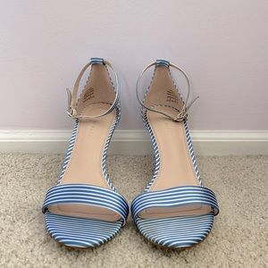 Kelly & Katie Blue/White-Striped Heels (9.5)